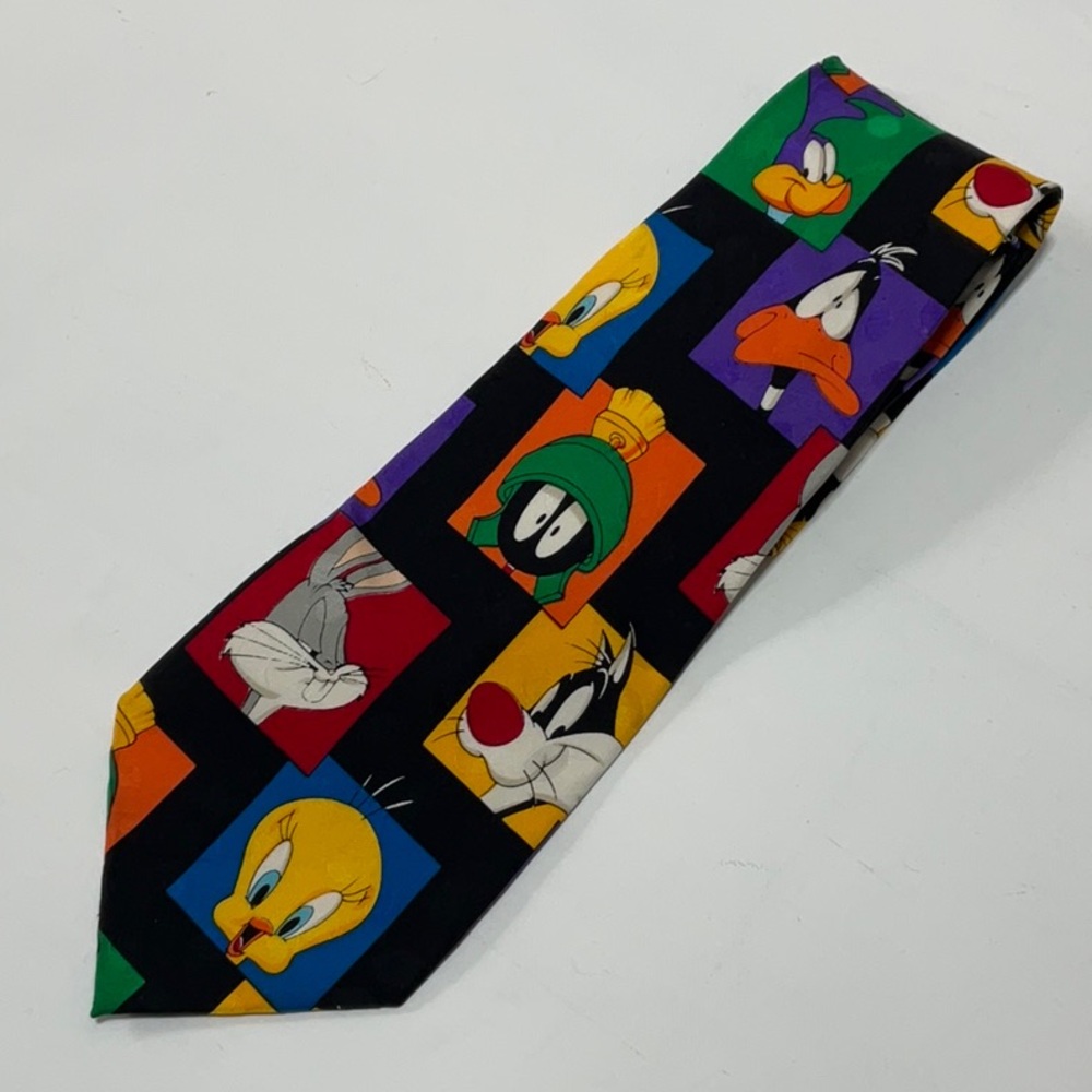 🦜Vintage 100% Silk Looney Tunes Character Tie